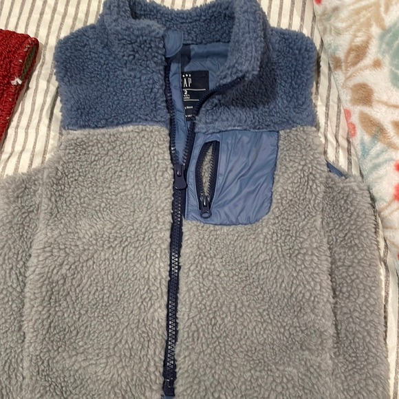 GAP Other - toddler 2T vest